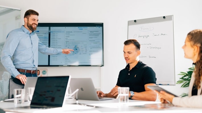 10 21 FM Consulting GmbH 4533 Kopie