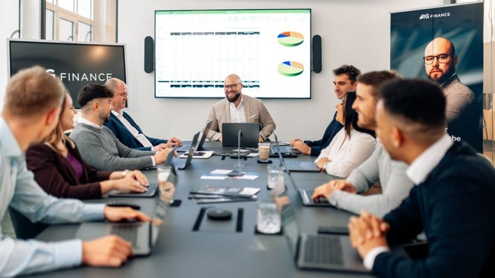 RG Finance Company BestOf 4387